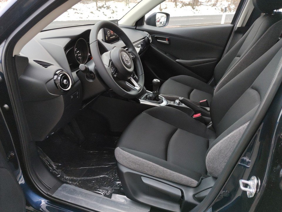 Mazda 2 2 23er CENTER Sitzheizg Klimaaut Freisprech Temp - 