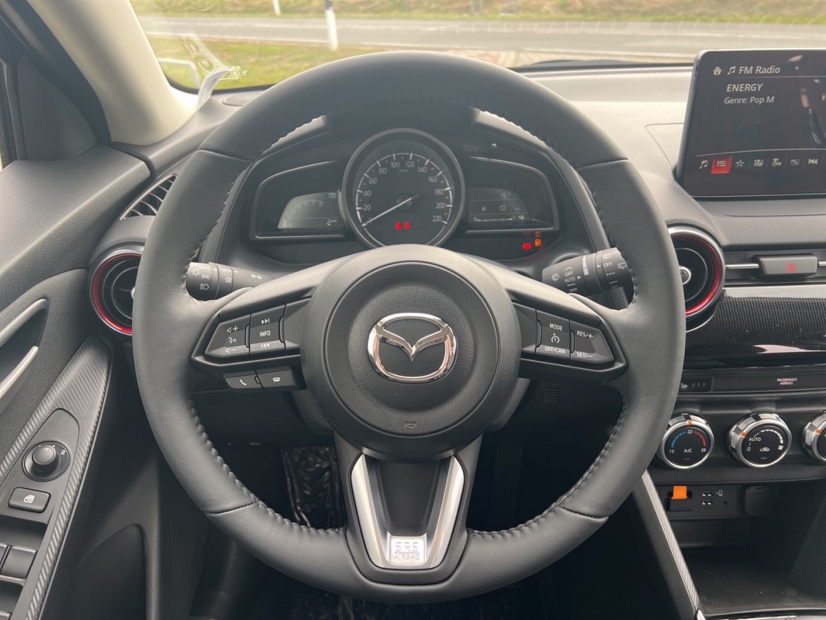 Mazda 2 2 HOMURA inkl. LeasingBonus  RFK Klimaaut Sitzhe - 