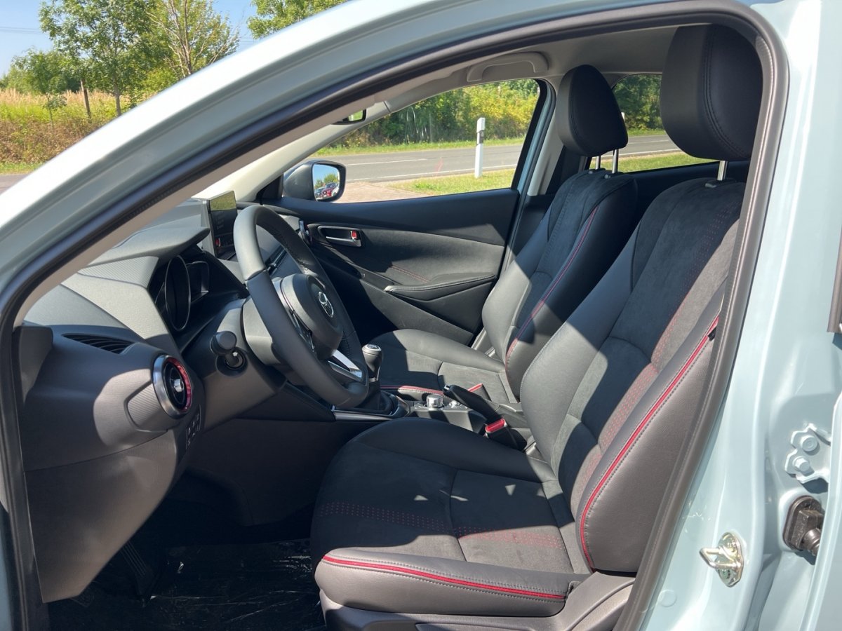 Mazda 2 2 HOMURA AKA Matrix MRCC 360° Sitzheizg Lenkradh - 