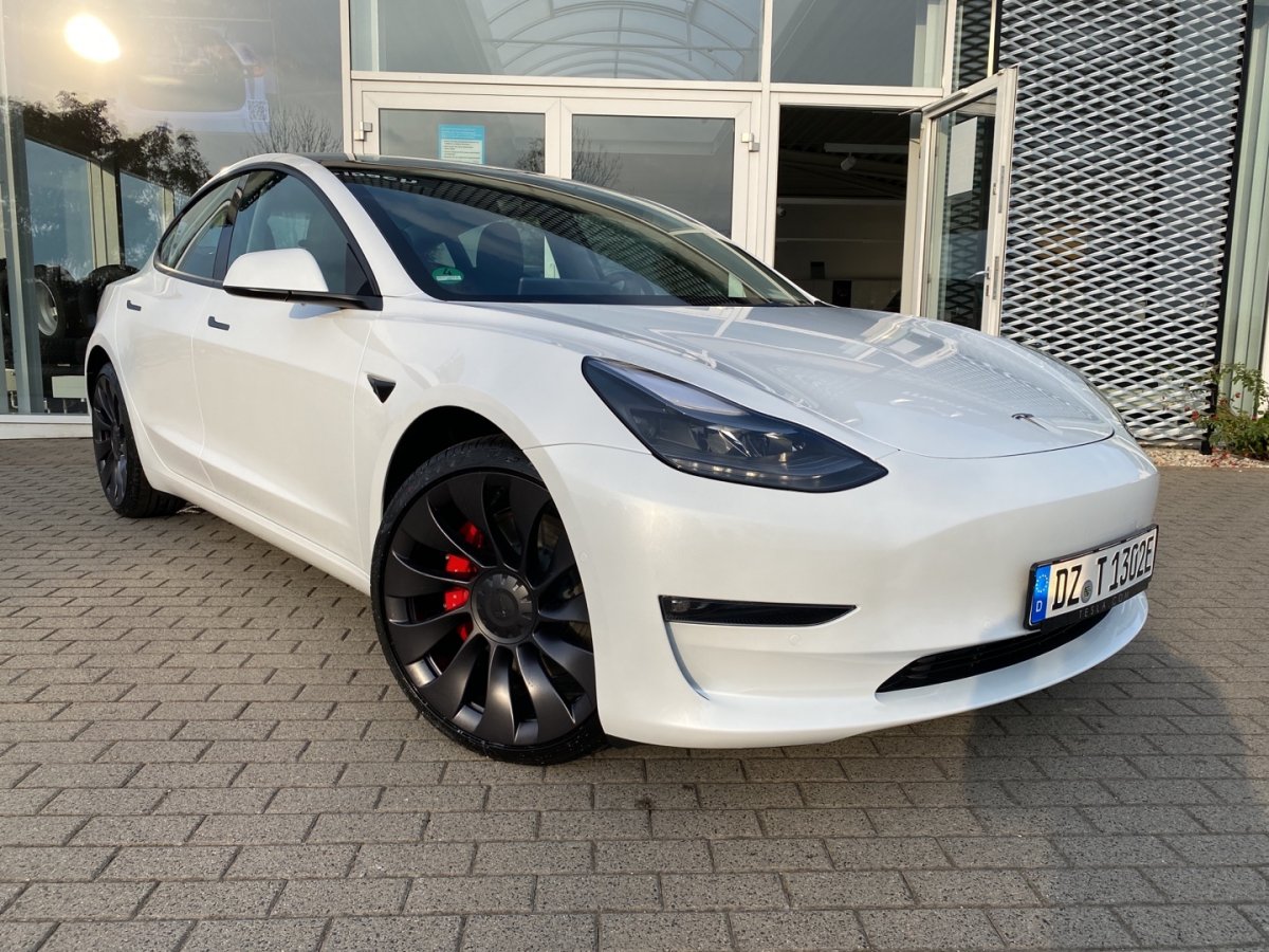 Tesla Model 3 Model 3 Performance - 