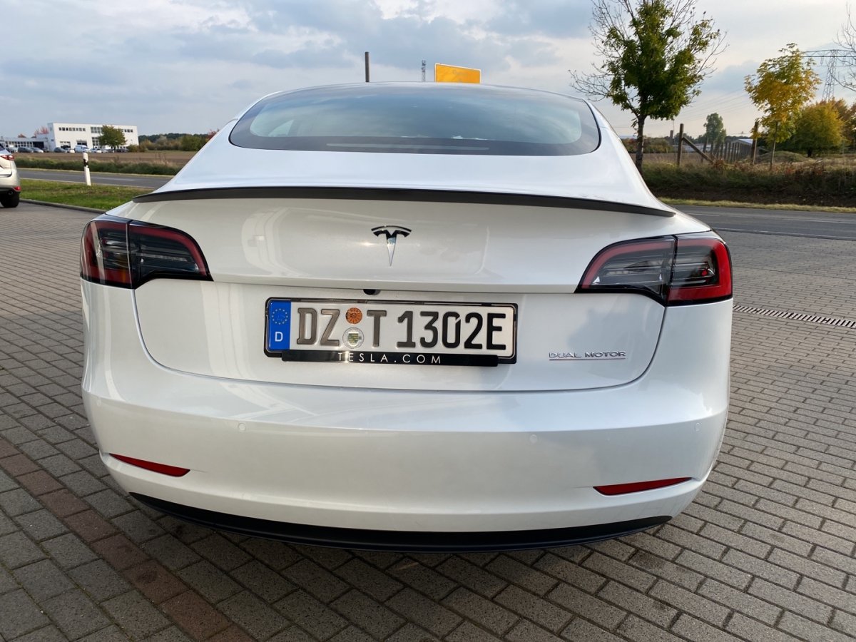 Tesla Model 3 Model 3 Performance - 