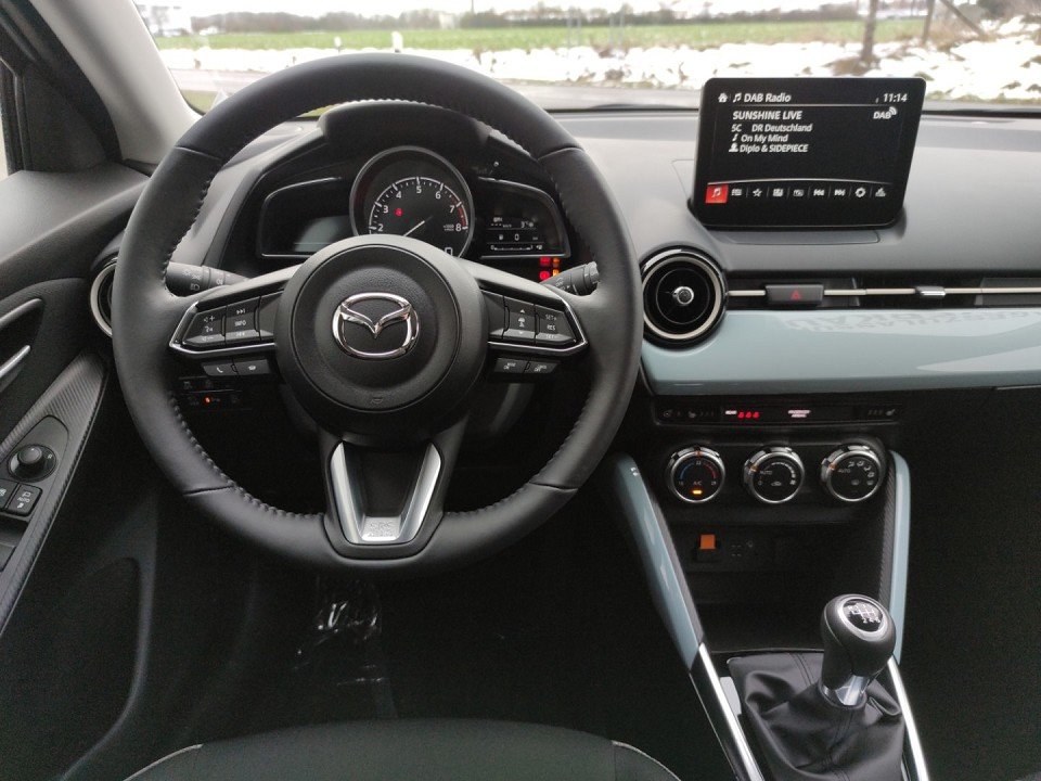 Mazda 2 2 EXCLUSIVE LogIn Matrix Sitzheizg 360° Klimaaut - 