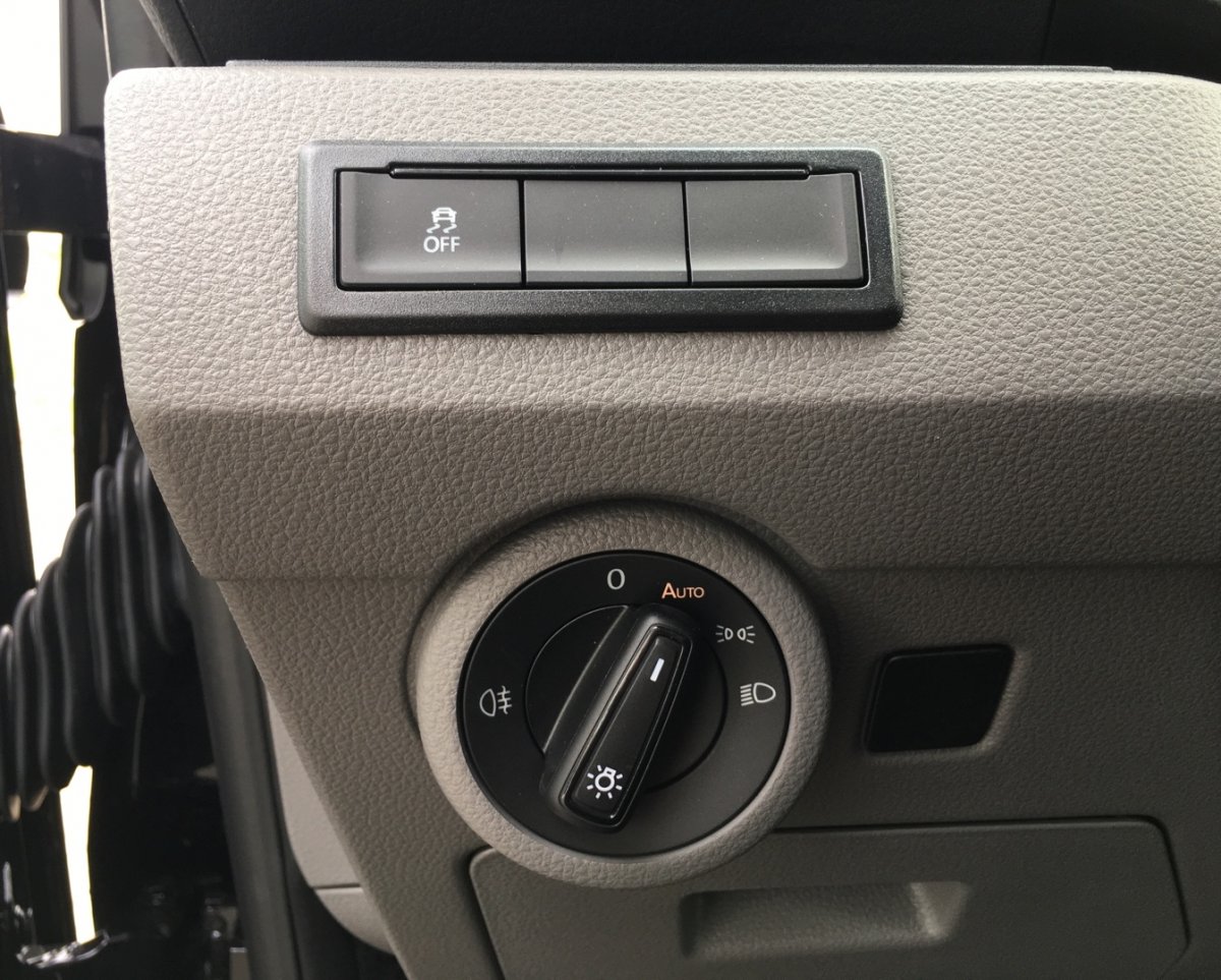 VW Caravelle Lang 204PS 4Motion 9-Sitzer AHK STHZ 80L-Tank Comfortline Caravelle Comfortline lang 4MOTION Caravelle Lang 204PS 4Motion 9-Sitzer AHK STHZ 8 - 