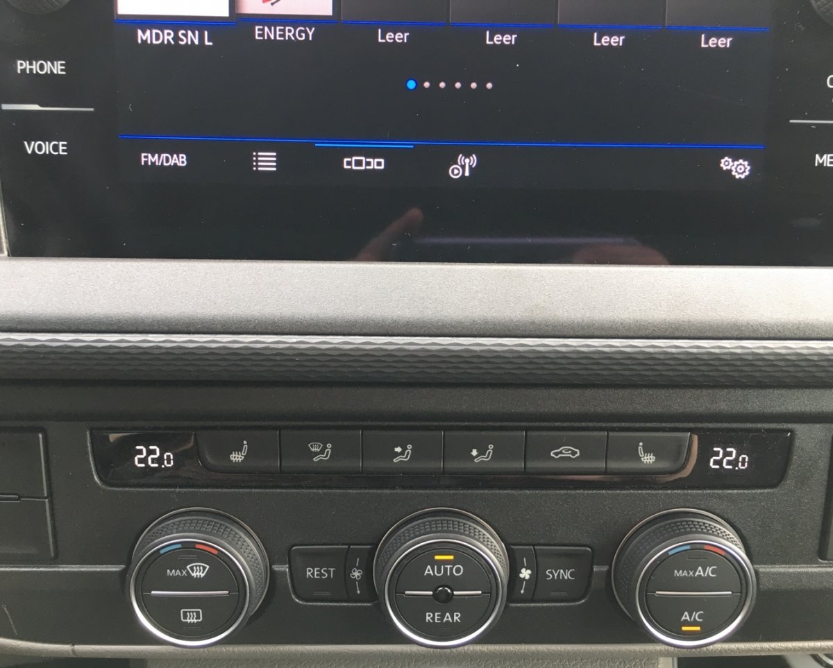 VW Caravelle Lang 204PS 4Motion 9-Sitzer AHK STHZ 80L-Tank Comfortline Caravelle Comfortline lang 4MOTION Caravelle Lang 204PS 4Motion 9-Sitzer AHK STHZ 8 - 