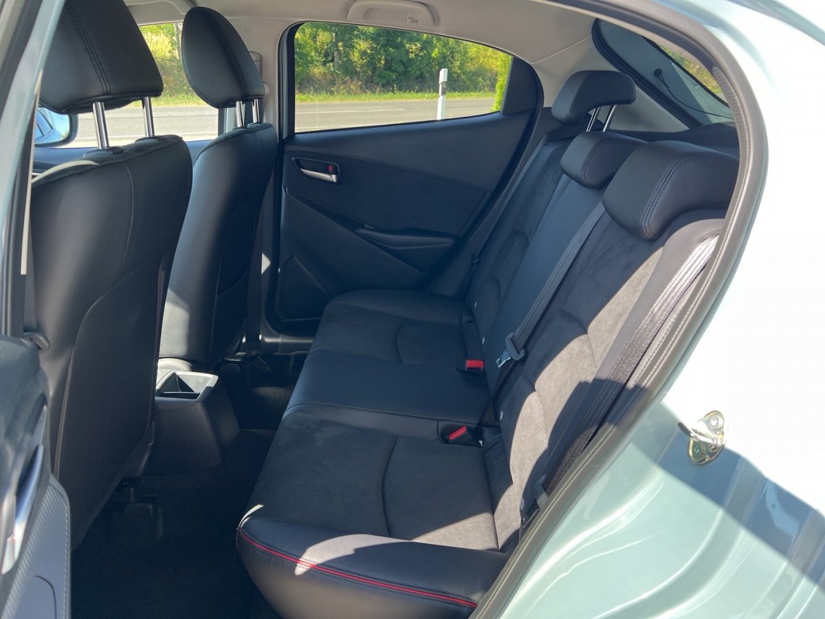 Mazda 2 2 HOMURA AKA Matrix MRCC 360° Sitzheizg Lenkradh - 