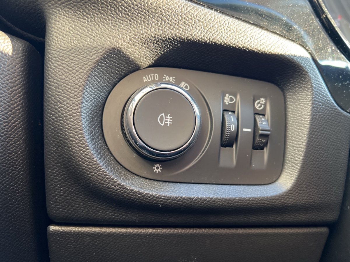 Opel Corsa Corsa Lenkradheizg 2. Hand Bluetooth Tempomat Ei - 