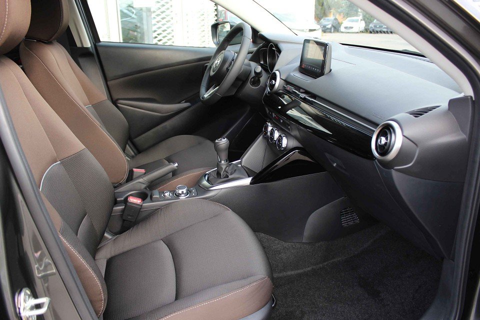 Mazda 2 2 Kizoku RFK Freisprech Tempomat Sitzehizg Klima - 