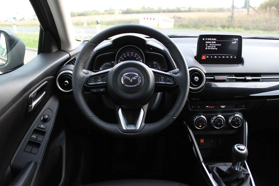 Mazda 2 2 Kizoku RFK Freisprech Tempomat Sitzehizg Klima - 