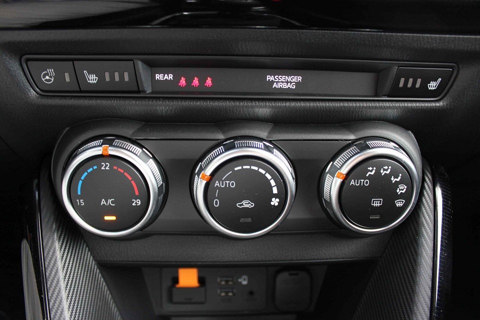 Mazda 2 2 Kizoku RFK Freisprech Tempomat Sitzehizg Klima - 