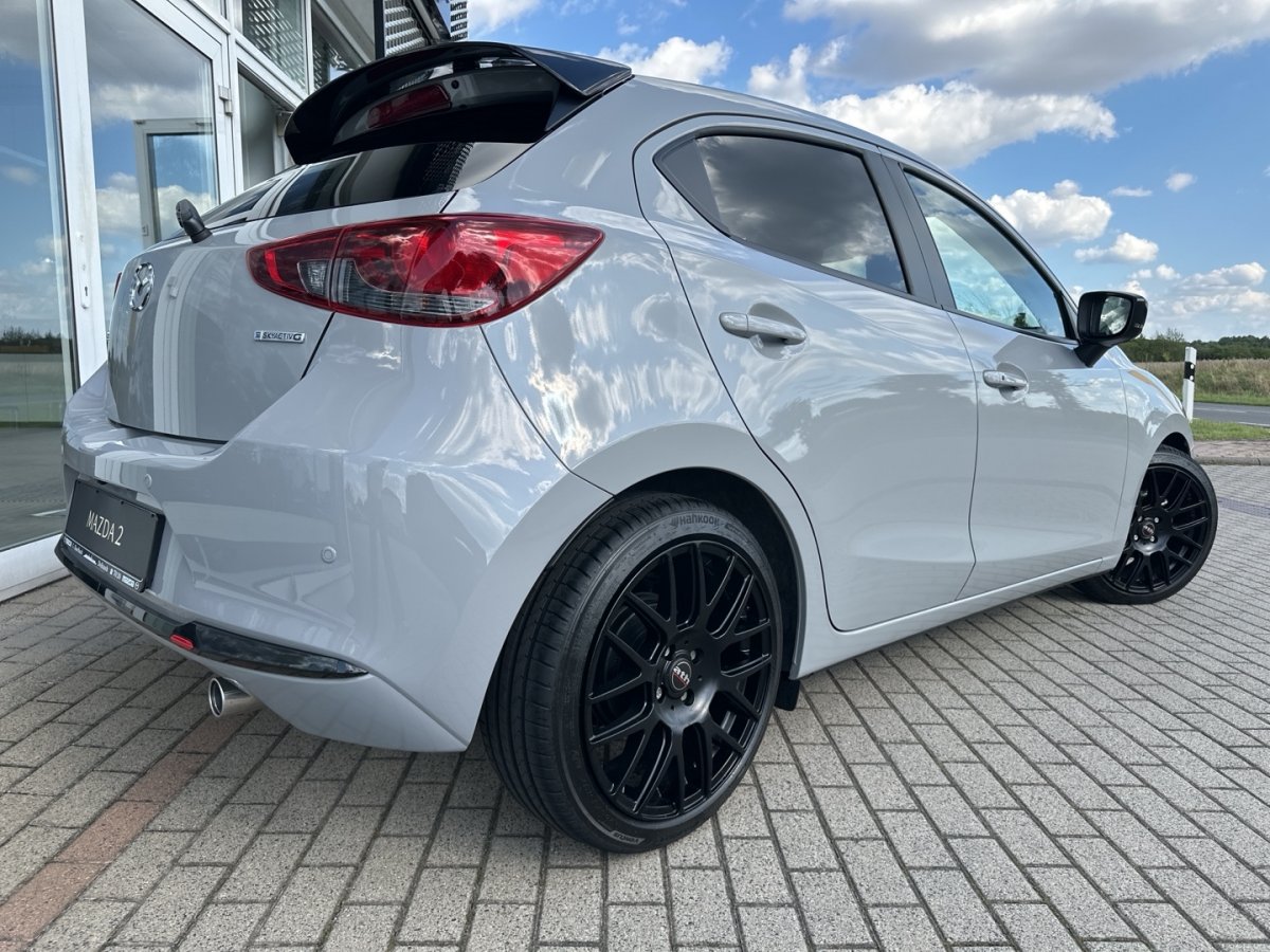 Mazda 2 2 HOMURA AKA Tuning Klimaaut Lenkradheizg Matrix - 