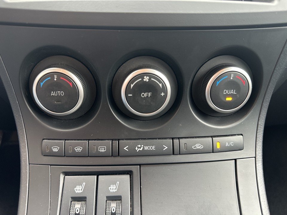 Mazda 3 3 EDITION Klimaaut Einparkhilfe Sitzheizg SH-gep - 