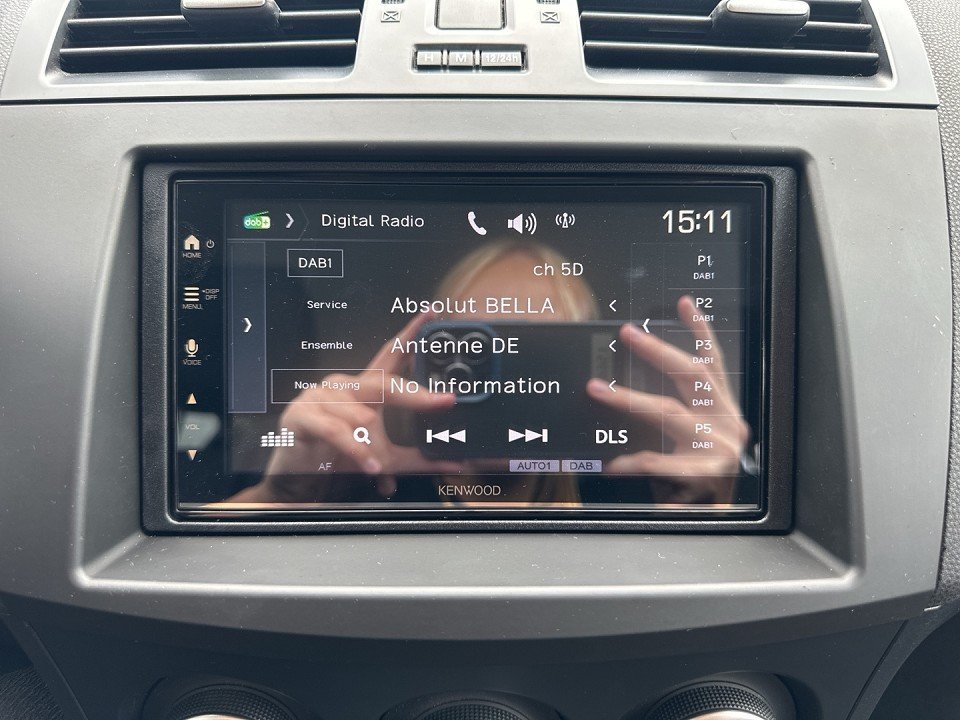 Mazda 3 3 EDITION Klimaaut Einparkhilfe Sitzheizg SH-gep - 