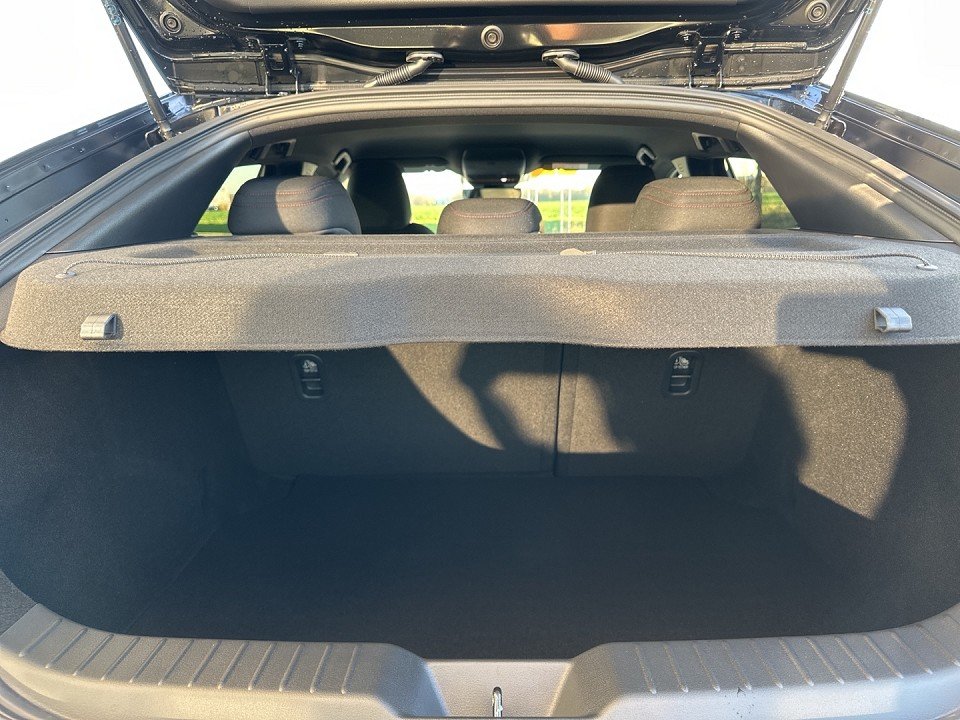 Mazda 3 3 2.5L e-SKYACTIV G 140ps - 