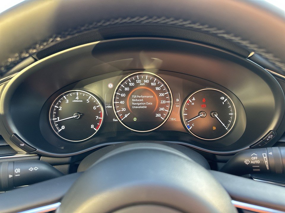 Mazda 3 3 2.5L e-SKYACTIV G 140ps - 