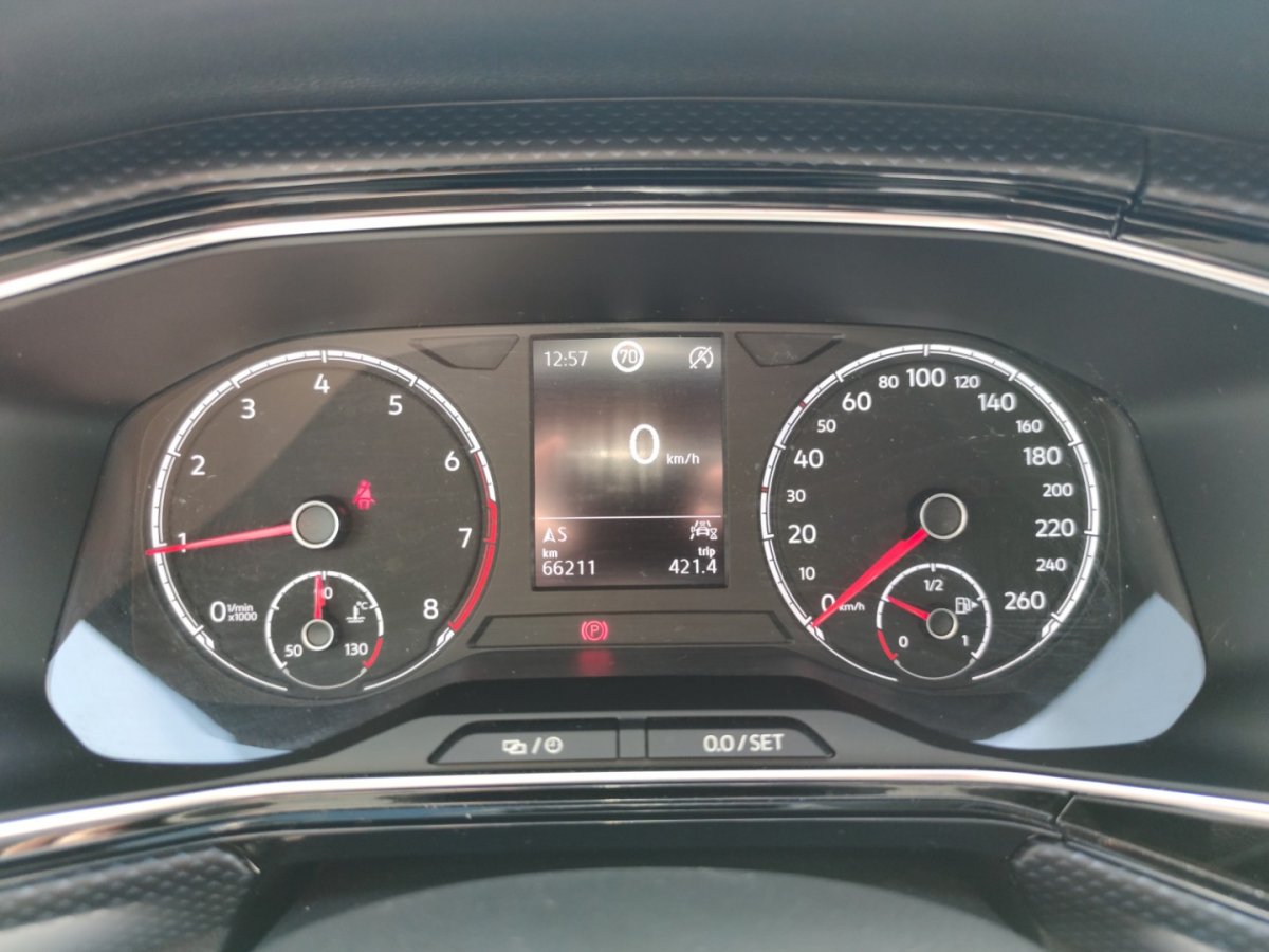 VW T-Cross T-Cross United ACC Klimaaut Sitzheizg Einparkhil - 