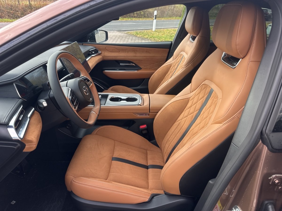 Mazda 6e 6E Takumi Plus Sitzbelüftung Panorama HUD Lenkra - 