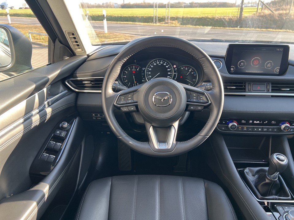 Mazda 6 6 EXCLUSIVE LogIn BOSE Sitzheizung 360° Leder Au - 