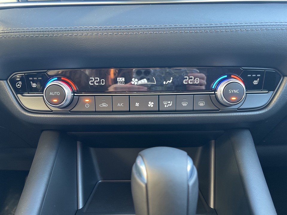 Mazda 6 6 EXCLUSIVE LogIn BOSE Sitzheizung 360° Leder Au - 