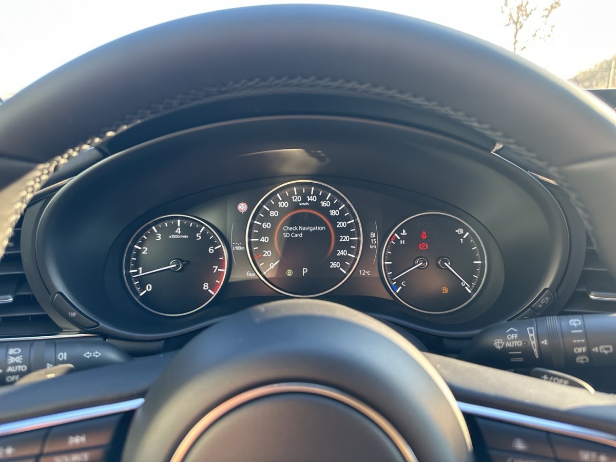 Mazda 3 3 2.5L e-SKYACTIV G 140ps I (Vorschaubilder können Abweichungen enthalten) - 