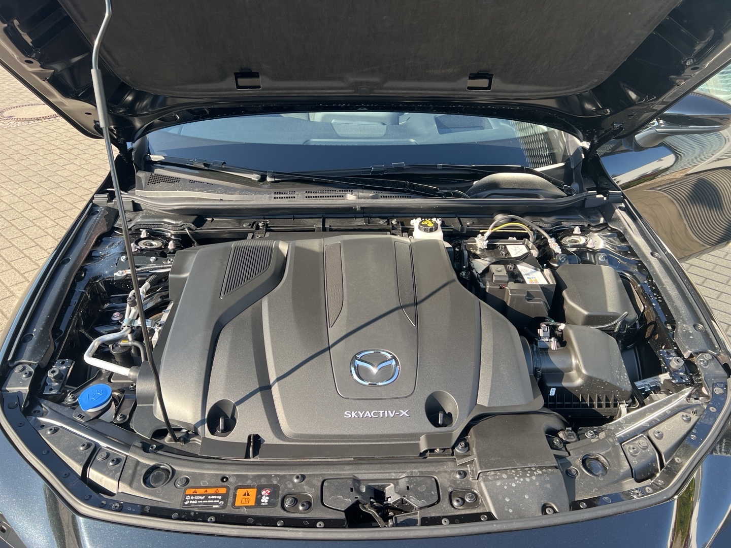 Mazda 3 3 2.5L e-SKYACTIV G 140ps I (Vorschaubilder können Abweichungen enthalten) - 