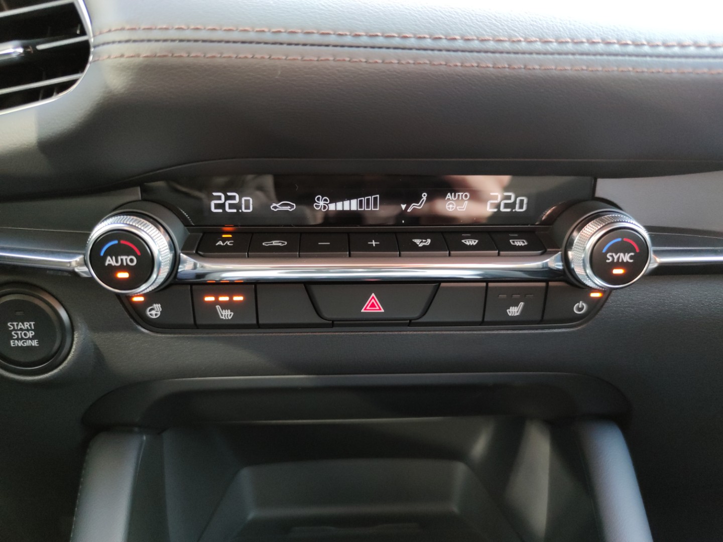 Mazda 3 3 2.5L e-SKYACTIV G 140ps I (Vorschaubilder können Abweichungen enthalten) - 