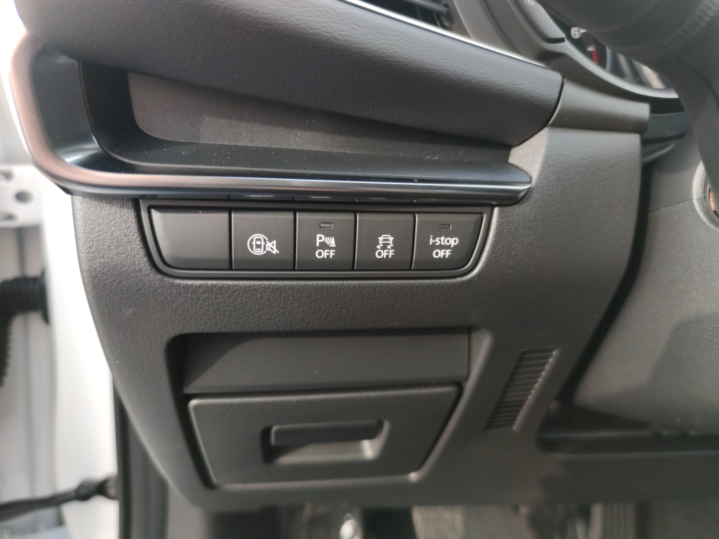 Mazda 3 3 2.5L e-SKYACTIV G 140ps I (Vorschaubilder können Abweichungen enthalten) - 