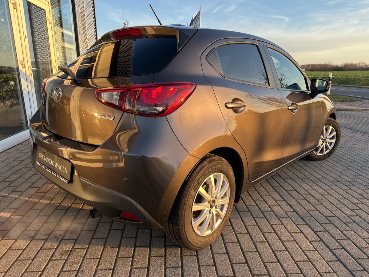 Mazda 2 2 Center TOU-P Regensenor Freisprech Sitzheizung - 
