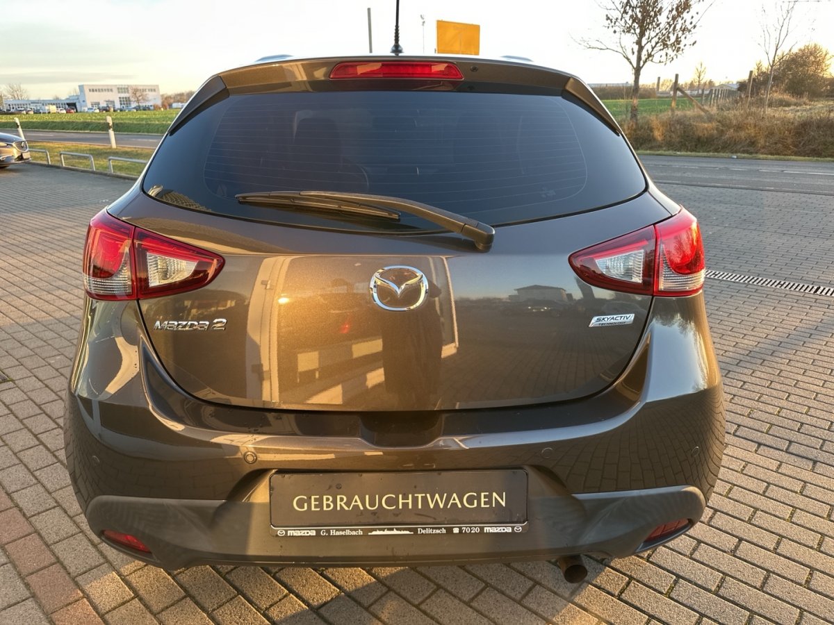 Mazda 2 2 Center TOU-P Regensenor Freisprech Sitzheizung - 
