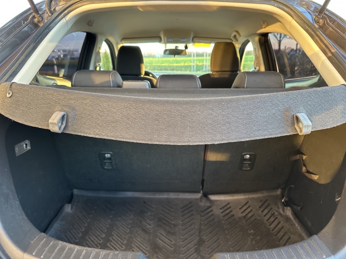 Mazda 2 2 Center TOU-P Regensenor Freisprech Sitzheizung - 