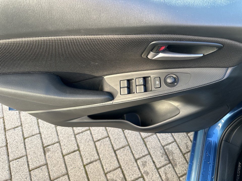 Mazda 2 2 Exclusive Einparkhilfe Sitzheizung Klimaaut Fr - 