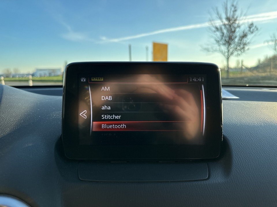 Mazda 2 2 Exclusive Einparkhilfe Sitzheizung Klimaaut Fr - 