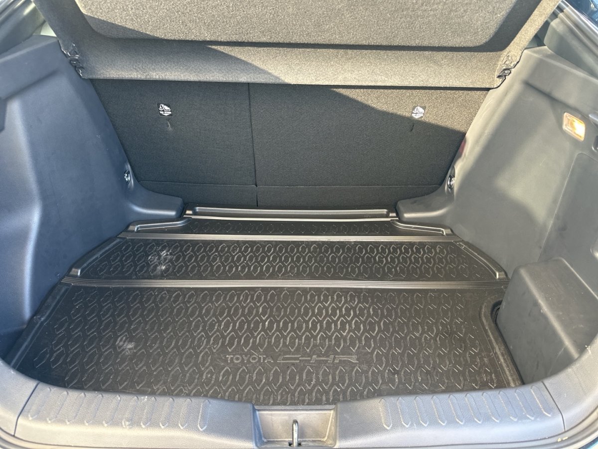 Toyota C-HR C-HR 1. Hand Einparkhilfe Sitzheizung RFK Spurha - 