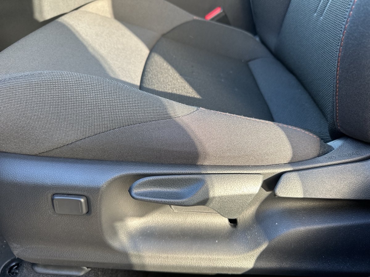 Toyota C-HR C-HR 1. Hand Einparkhilfe Sitzheizung RFK Spurha - 