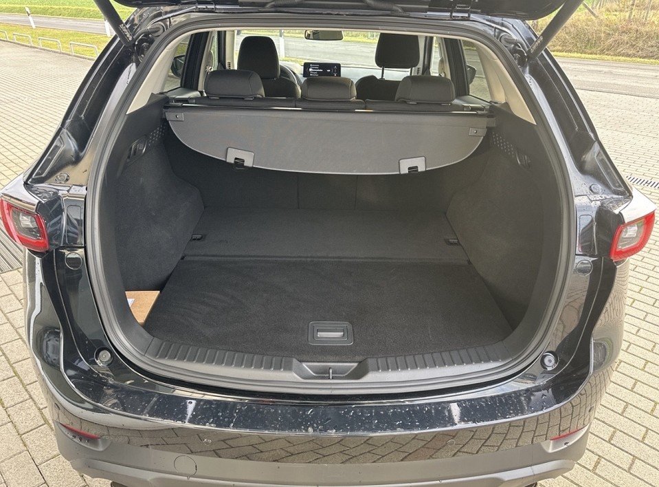 Mazda CX-5 CX-5 Exclusive-line 1. Hand BOSE Einparkhilfe No - 