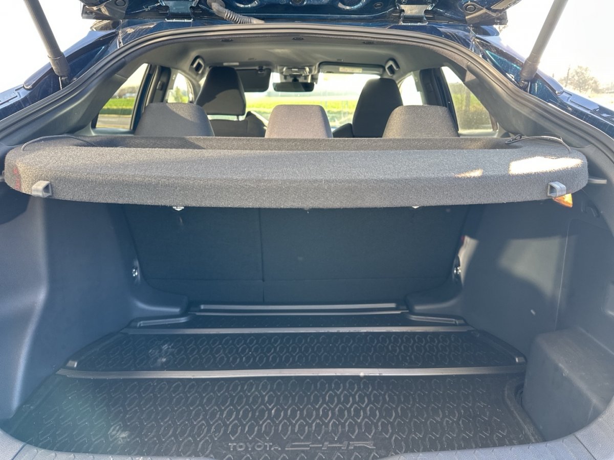 Toyota C-HR C-HR Sitzheizung RFK LED Tempomat ACC Klimaaut H - 