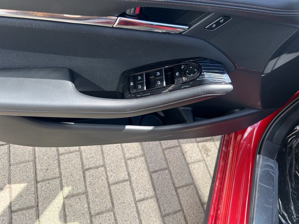 Mazda 3 3 2.5L e-SKYACTIV G 140ps - 