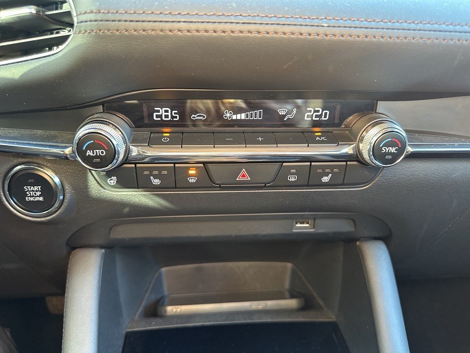 Mazda 3 3 SELECTION DES ACT Matrix 360° Lenkradheizg Tem - 