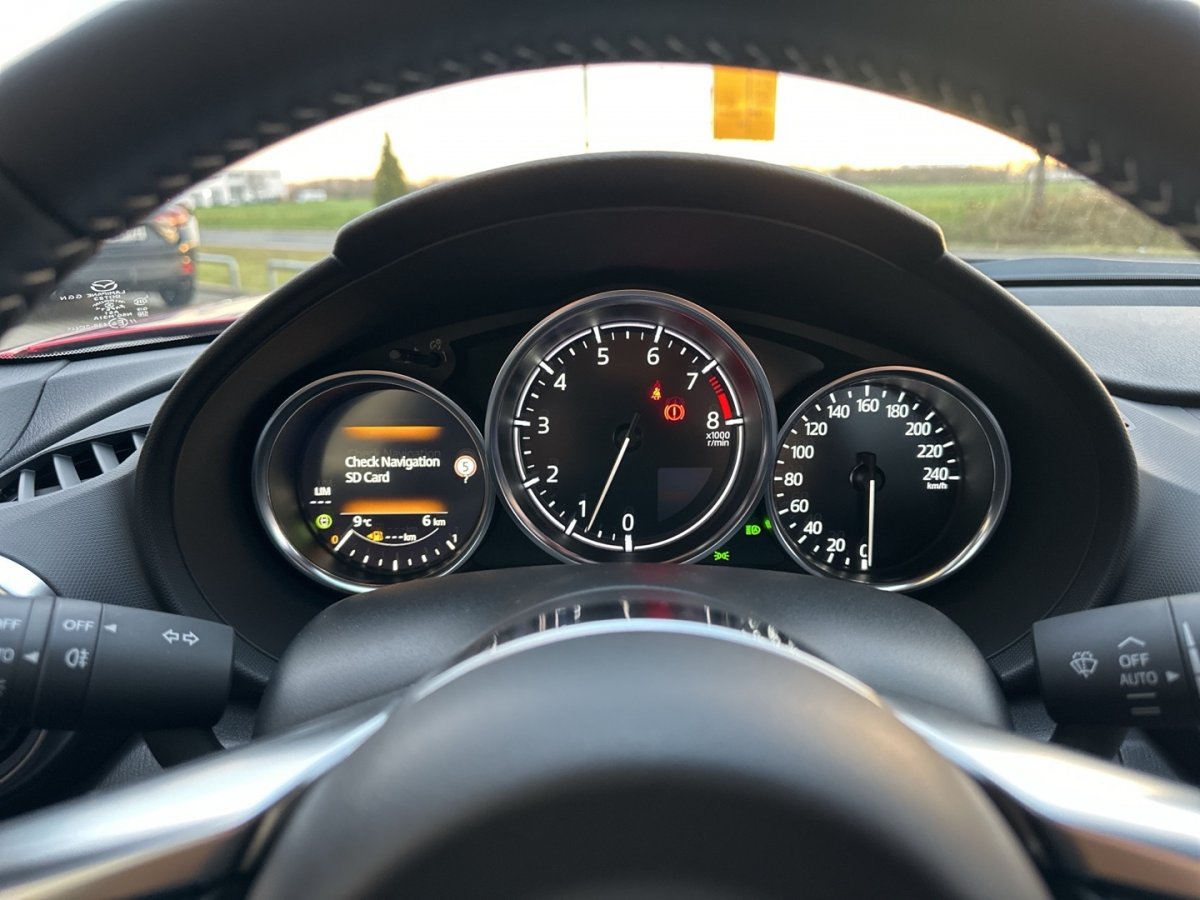 Mazda MX-5 MX-5 Exclusive BOSE Klimaaut Sitzheizg Matrix Fr - 