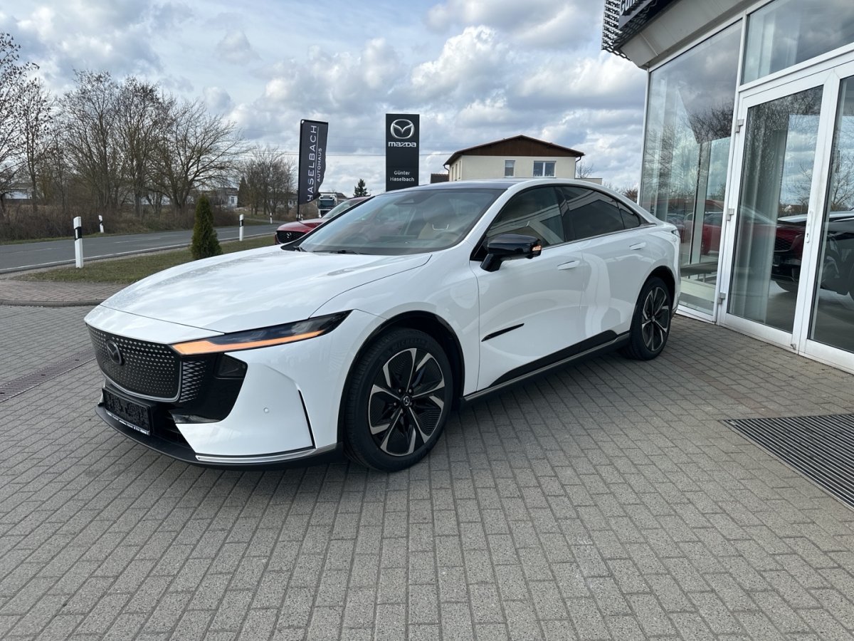 Mazda 6e 6E Takumi Plus Sitzbelüftung MRCC HUD Klimaaut F - 