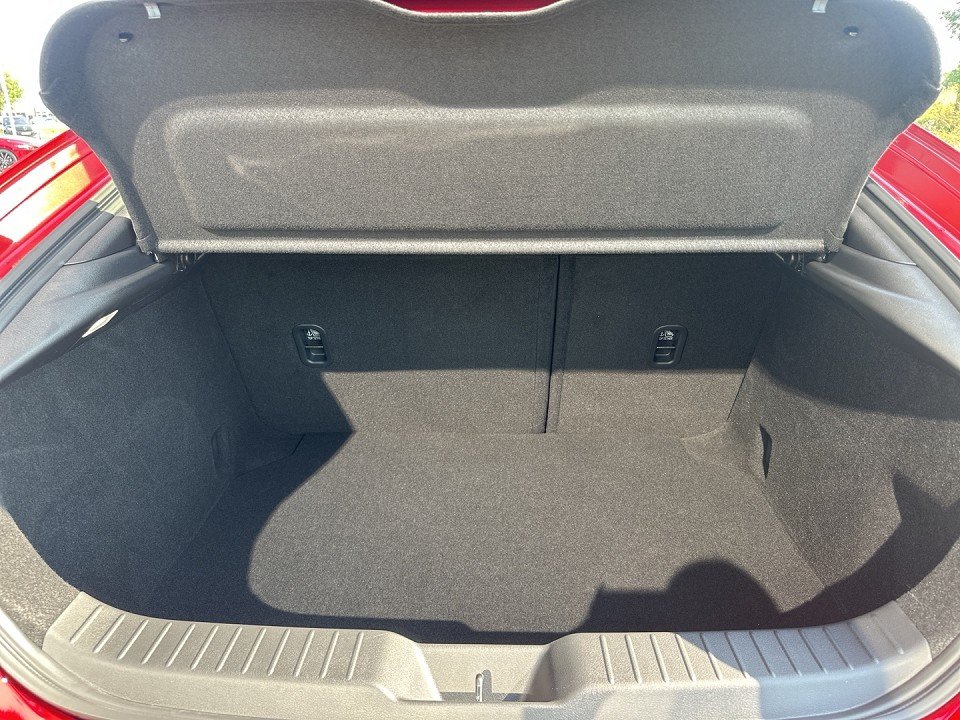 Mazda 3 3 2.5L e-SKYACTIV G 140ps - 