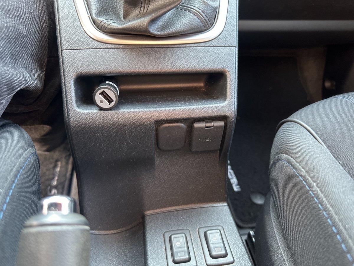 Mazda 5 5 Edition 7-Sitzer Klimaaut Tempomat Sitzheizg F - 