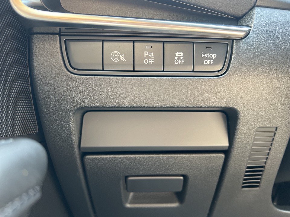 Mazda 3 3 2.5L e-SKYACTIV G 140ps - 