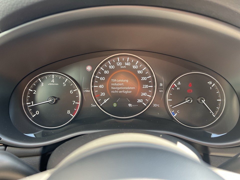 Mazda 3 3 2.5L e-SKYACTIV G 140ps - 