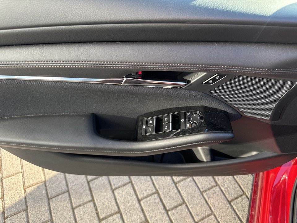 Mazda 3 3 SELECTION DES ACT Matrix 360° Lenkradheizg Tem - 