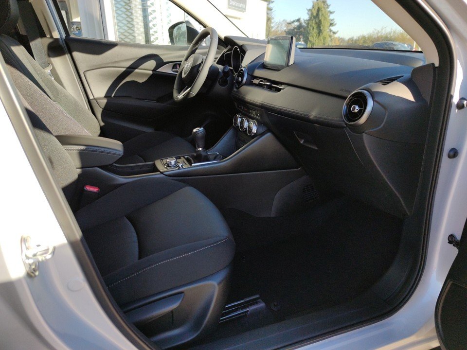 Mazda CX-3 CX-3 Selection 1.Hand Einparkhilfe Klimaaut Temp - 