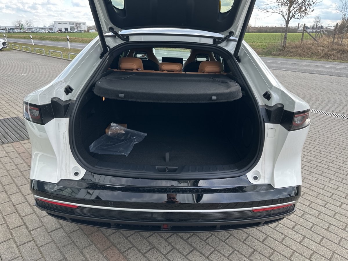 Mazda 6e 6E Takumi Plus Sitzbelüftung MRCC HUD Klimaaut F - 