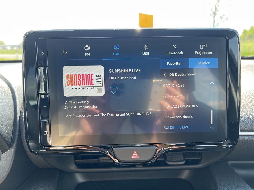 Mazda 2 Hybrid 2 Hybrid Exclusive Lenkradheizg LogIn RFK Tempom - 