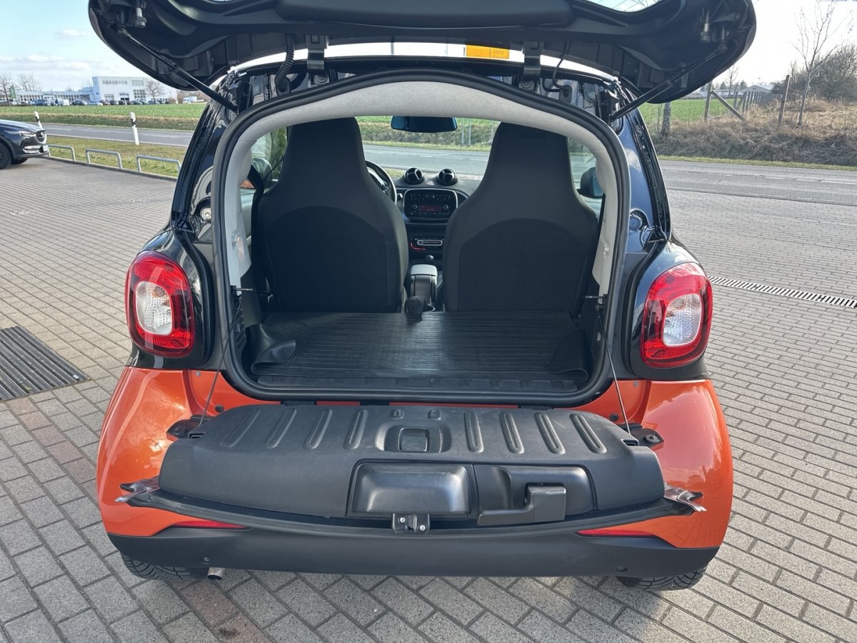 Smart ForTwo Fortwo Passion Sitzheizg Klimaaut RFK Glasdach F - 
