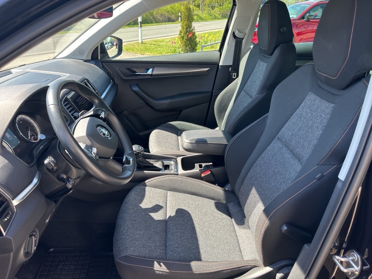 Skoda Karoq Karoq 1. Halter Sitzheizung Einparkhilfe Automat - 