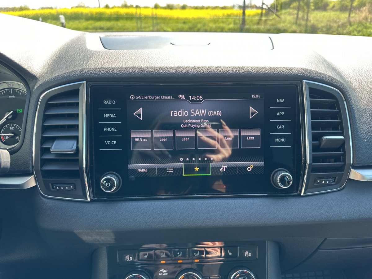 Skoda Karoq Karoq 1. Halter Sitzheizung Einparkhilfe Automat - 